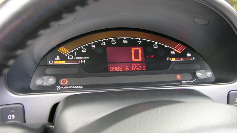 Illustration for article titled Hey, Car Companies — Here's How To Get Digital Gauges Right
